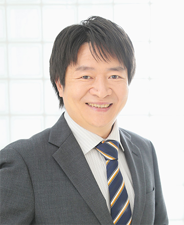 代表者　代表取締役社長：葛　亮